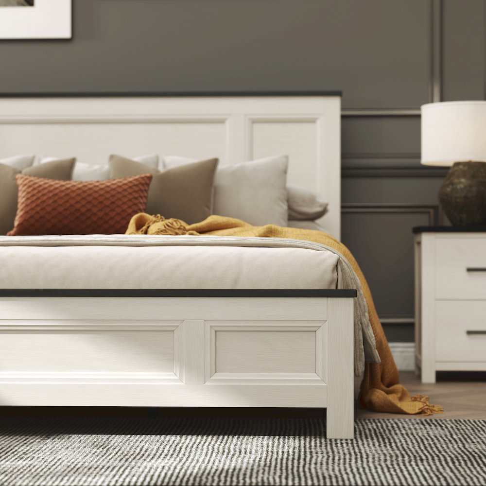 Realynn 4-Pc Bedroom Set, King Panel Bed, Dresser, Mirror, Nightstand