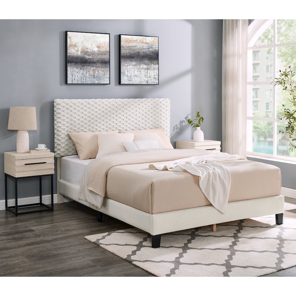 Findlay 3Pc Bedroom Set, Plush 3D Upholstered Bed with 2 Nightstands, Full
