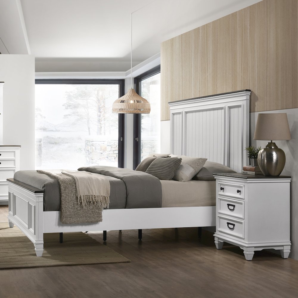 Clelane 3-Piece Wood Bedroom Set, King Bed and 2 Nightstands, Weathered White
