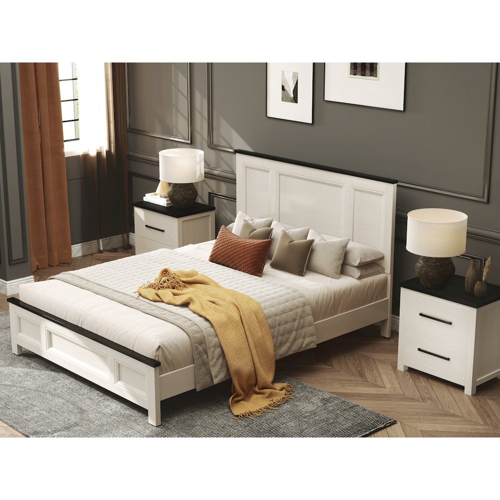 Realynn 5-Piece Queen Wood Bedroom Set, Off-White Finish