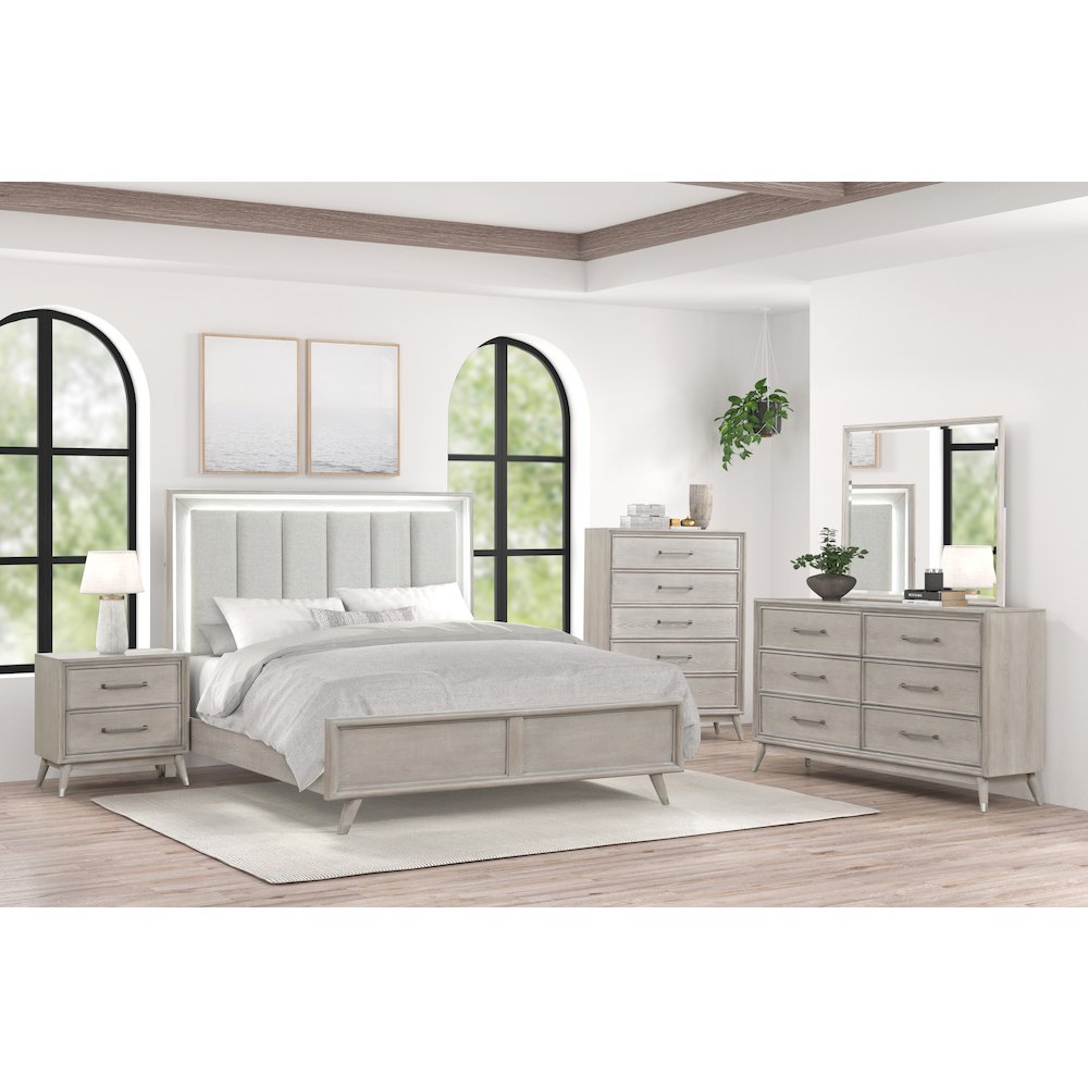 Seluna 5-Piece Bedroom Set with Touch LED Lighting, Gray Oak Finish, King
