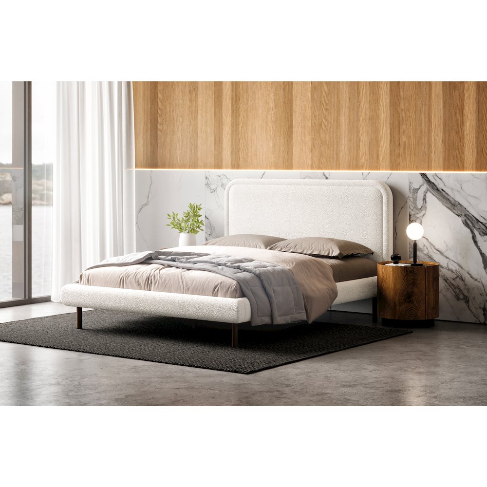 Beverly Upholstered Platform Queen Bed in White Boucle Fabric