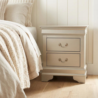 Silver Champagne Nightstand with Traditional Design and Sturdy Construction