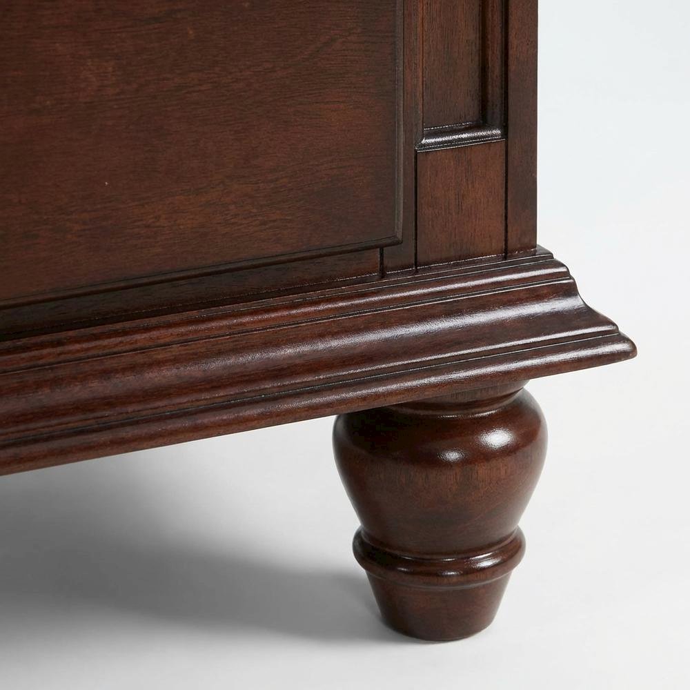 Cappuccino Nightstand with Dovetailed Drawers and Traditional Style