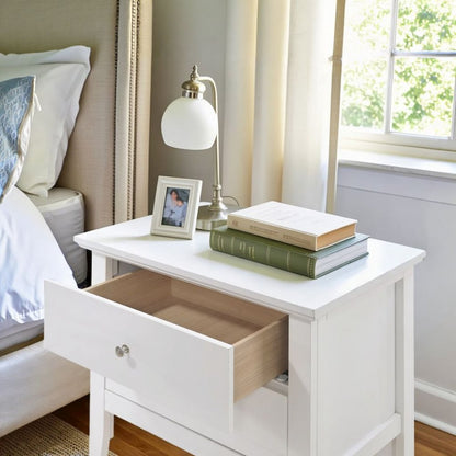 White 2 Drawer Nightstand, Traditional Wood Nightstand with Storage