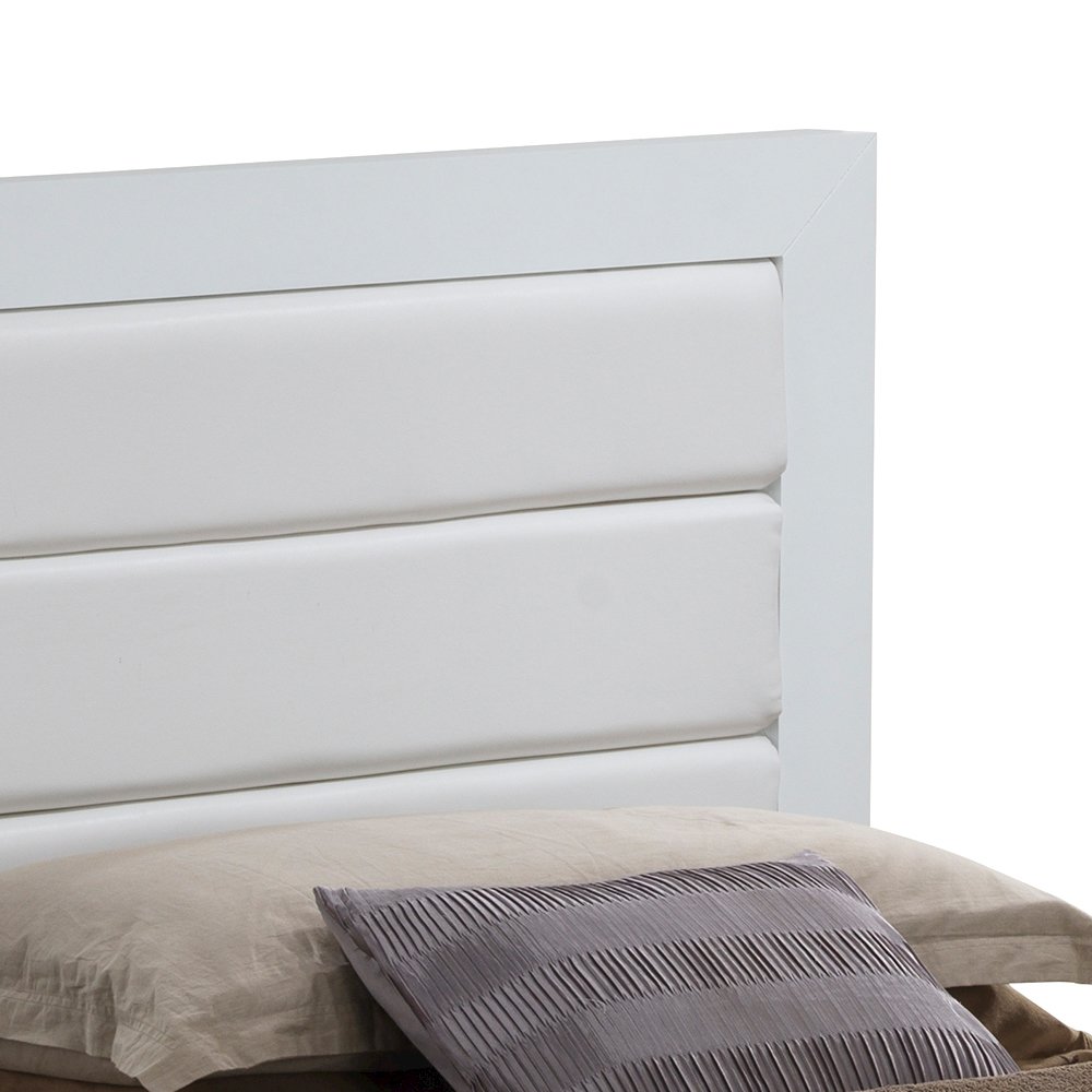 Glory Furniture Burlington   Twin Bed, White