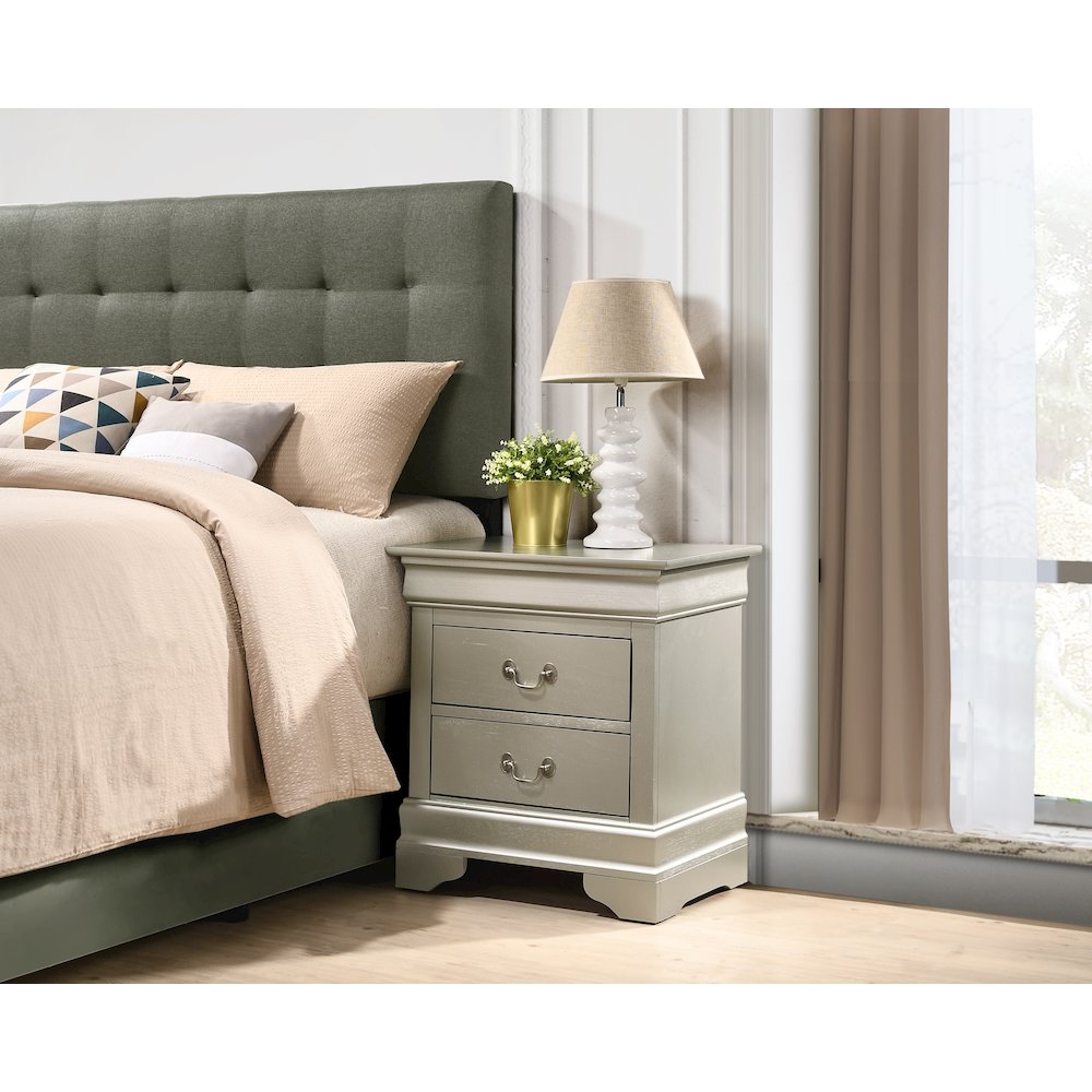 Glory Furniture Louis Phillipe   Nightstand, Silver Champagne