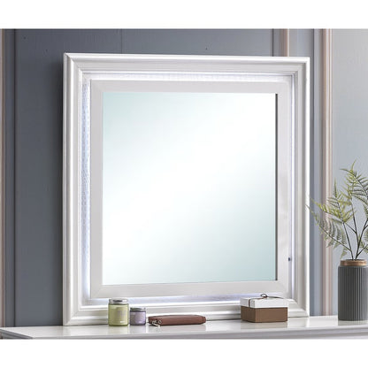 Verona Mirror, Pearl White