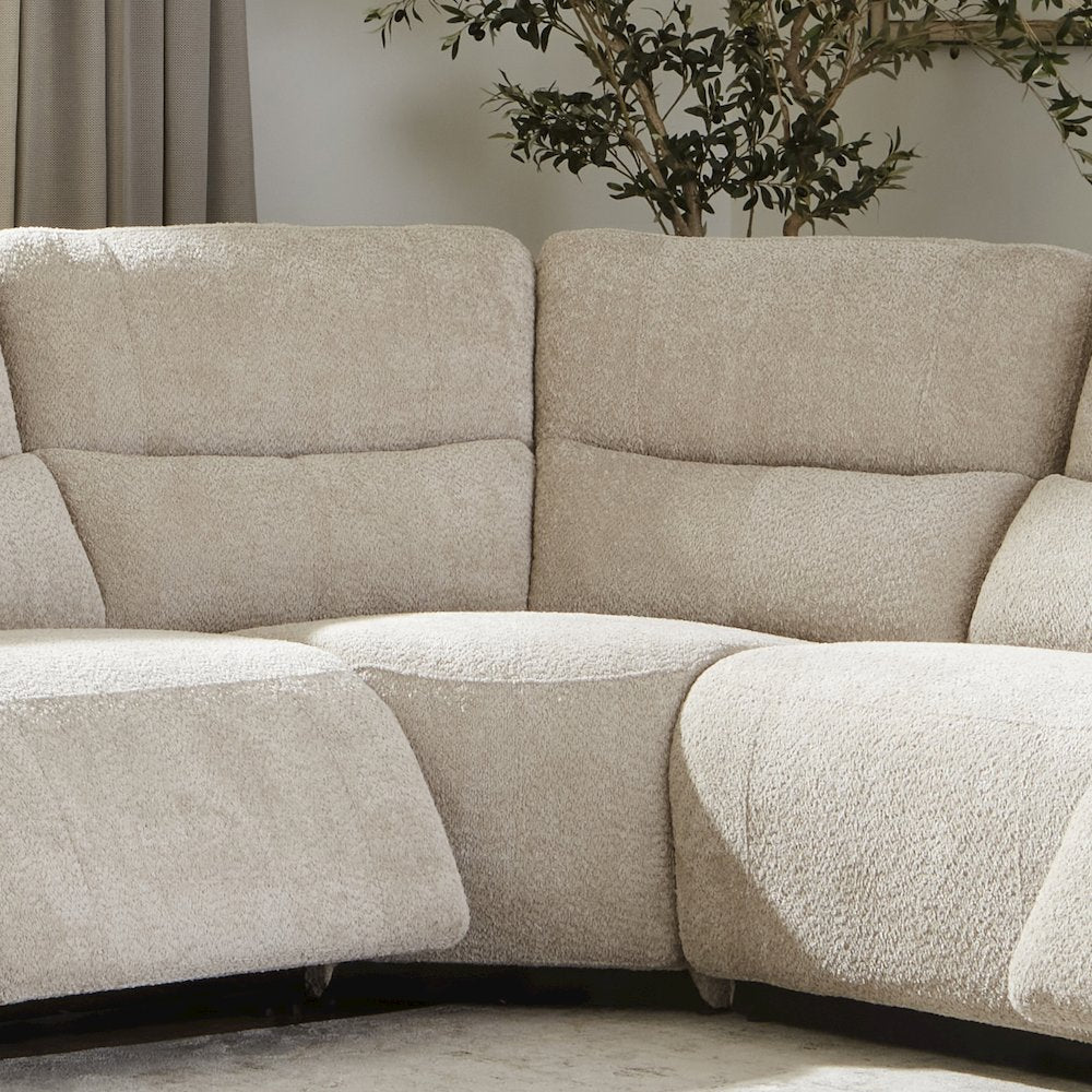 Modesto - Buttercream 6 Piece Modular Power Reclining Sectional