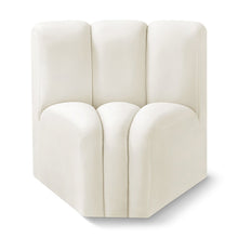 Arc Cream Velvet Curved Corner