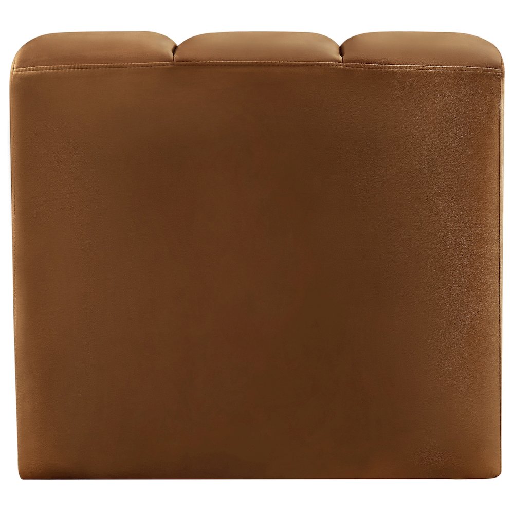 Arc Saddle Velvet Curved Corner
