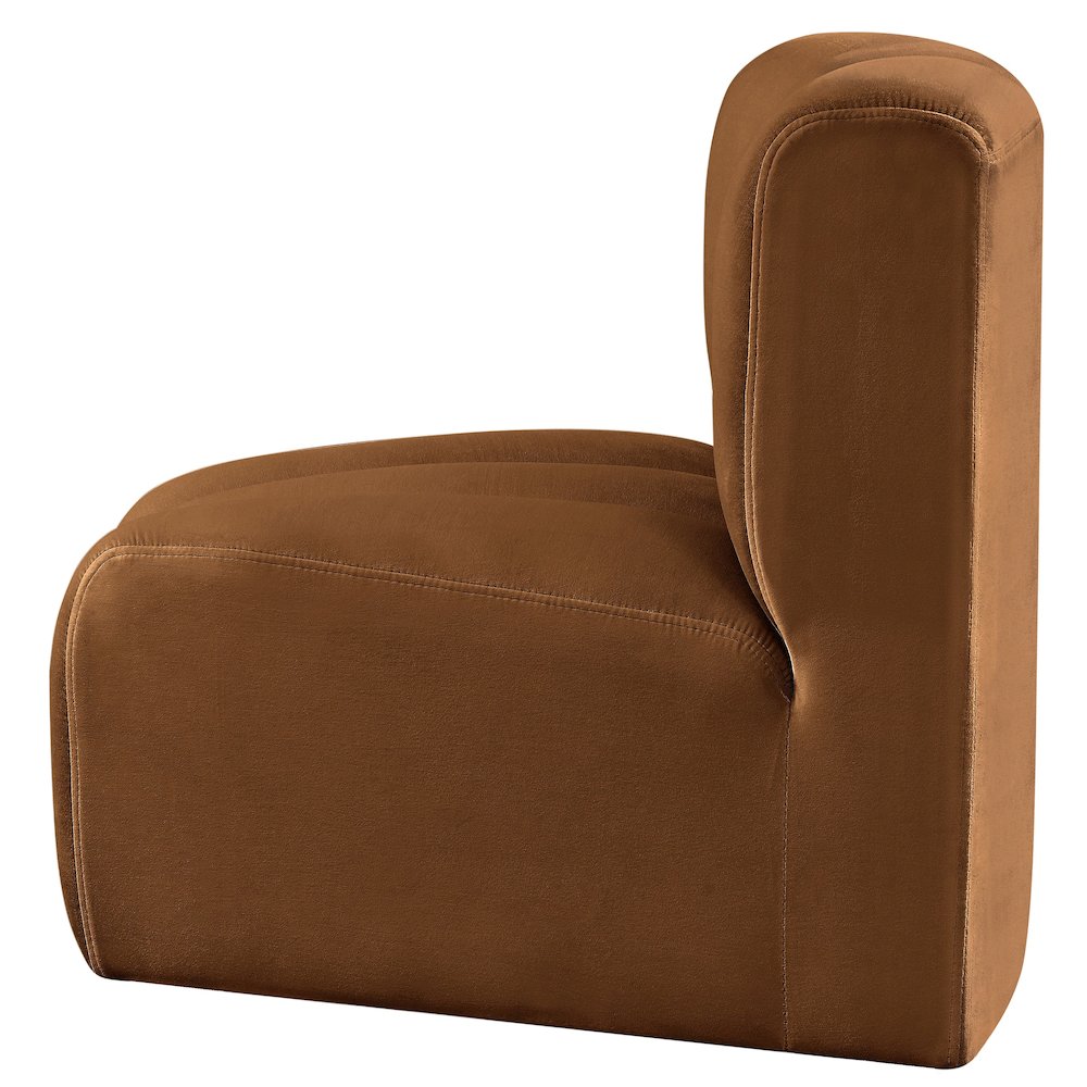 Arc Saddle Velvet Curved Corner