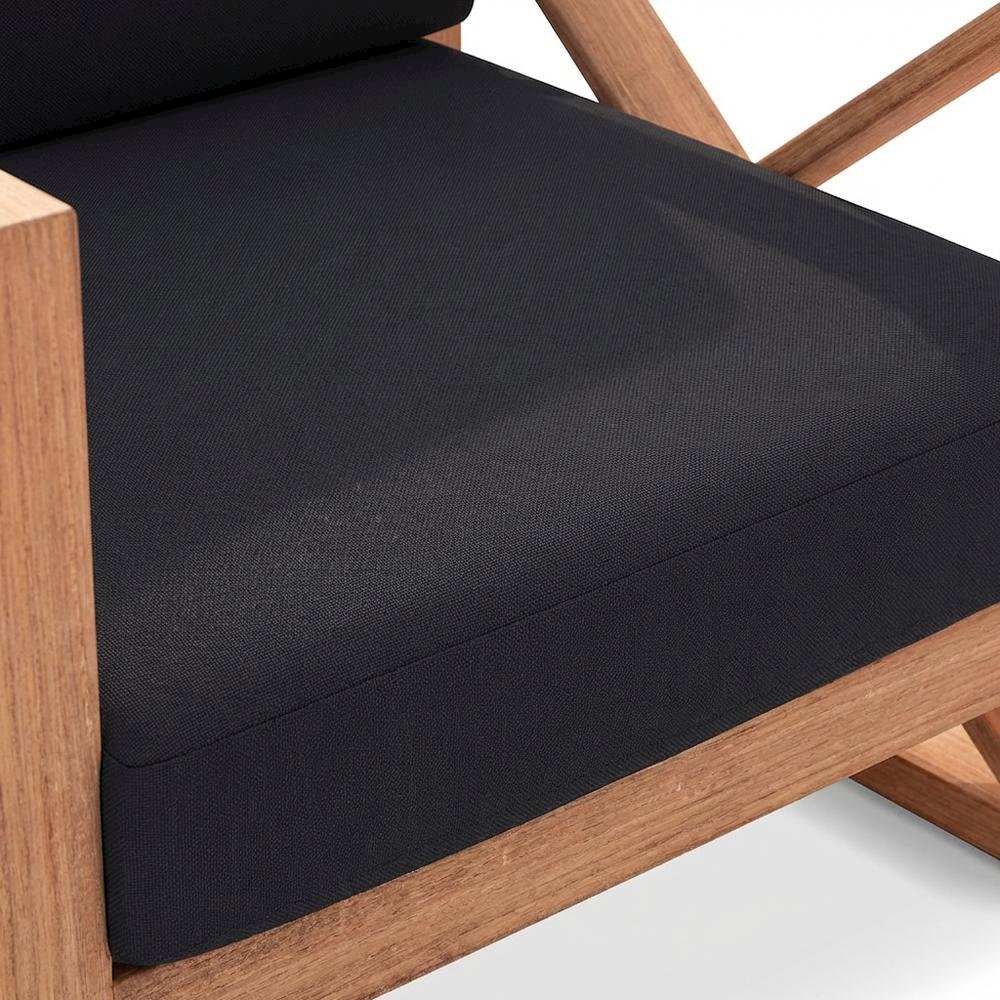 Contemporary Black Fabric Outdoor Chair With Cushioned Seat And Finish