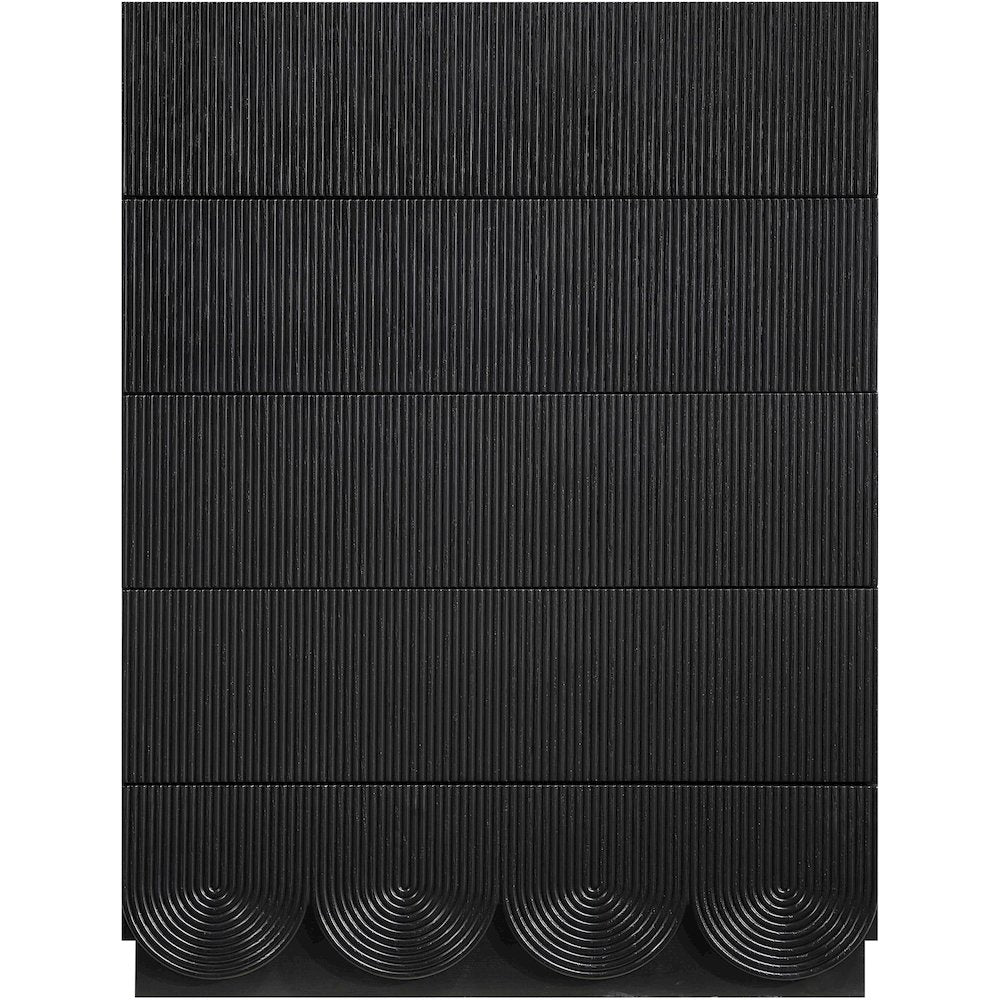Scallop Black Chest