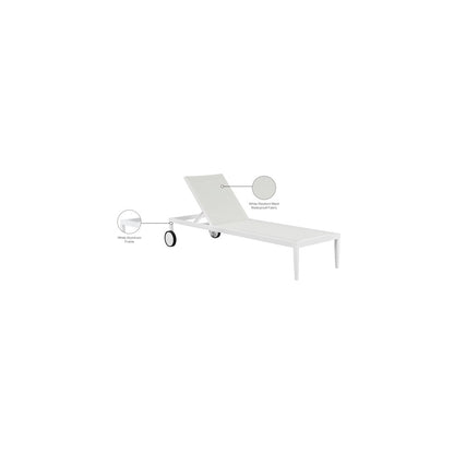 Nizuc White Mesh Water Resistant Fabric Outdoor Patio Chaise Lounge Chair