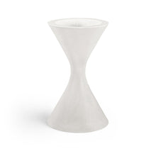 Vessa Cream Indoor / Outdoor Concrete Planter