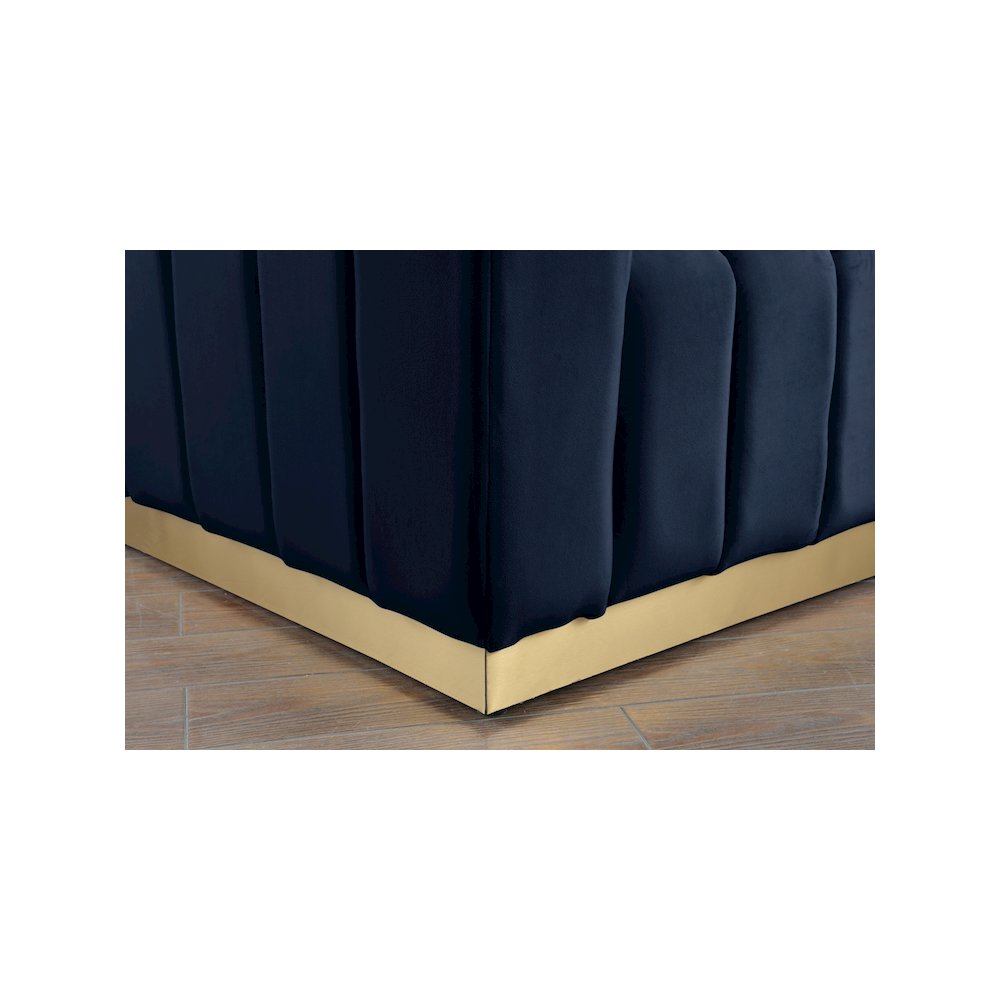 Marlon Navy Velvet Loveseat