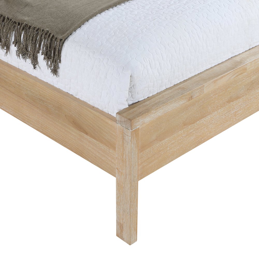 Windsor Natural Rubberwood Twin Bed