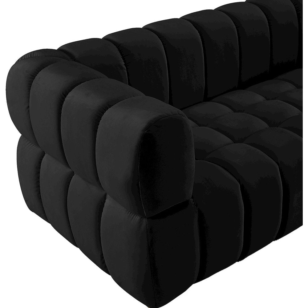 Gwen Black Velvet Loveseat