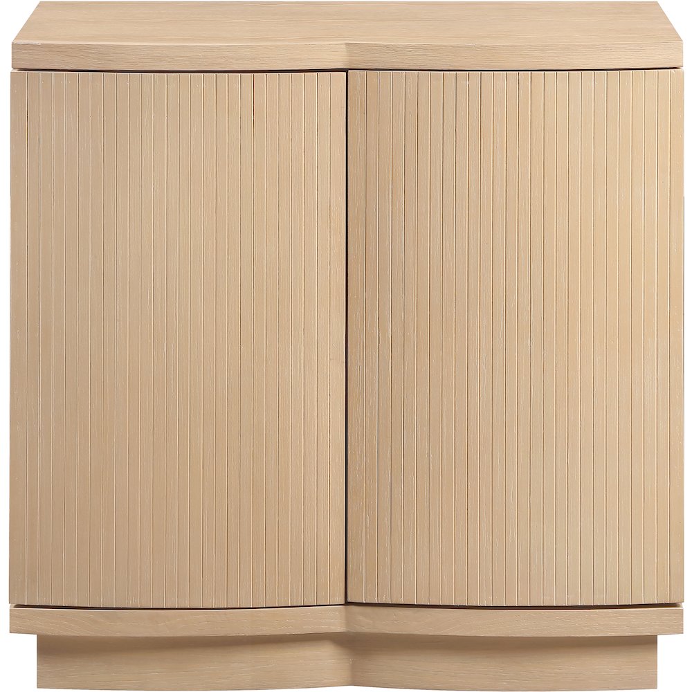Aveline Natural Oak Veneer Sideboard/Buffet