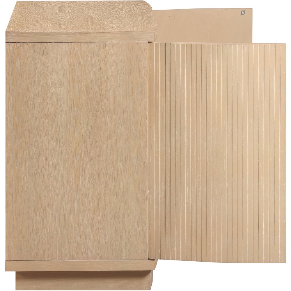 Aveline Natural Oak Veneer Sideboard/Buffet