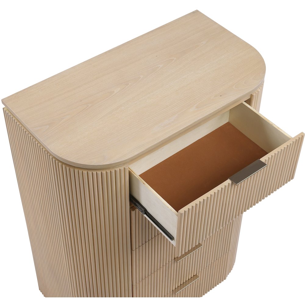 Astrid Natural Solid Wood And Oak Veneer Chest