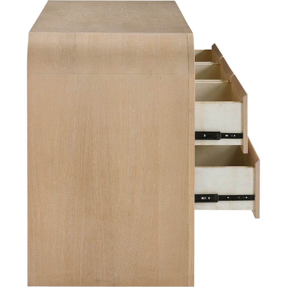 Giada Natural Solid Wood And Veneer Dresser