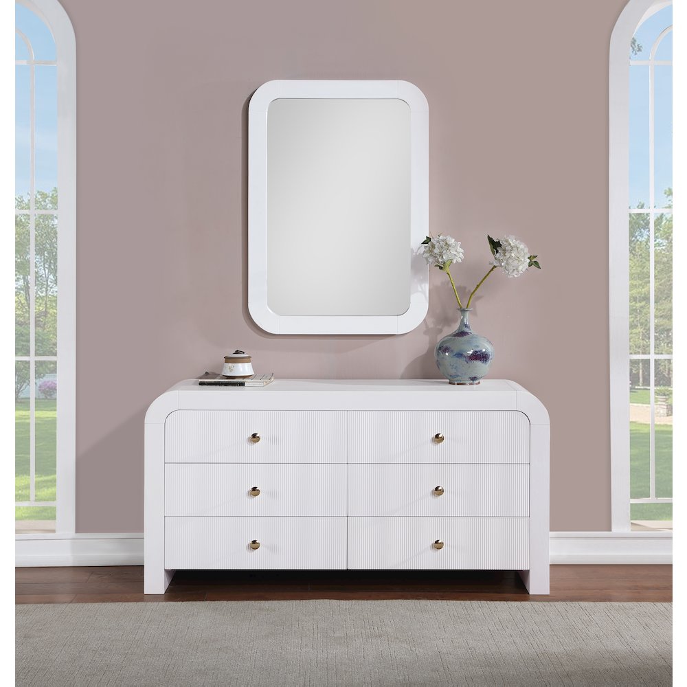 Artisto White Dresser