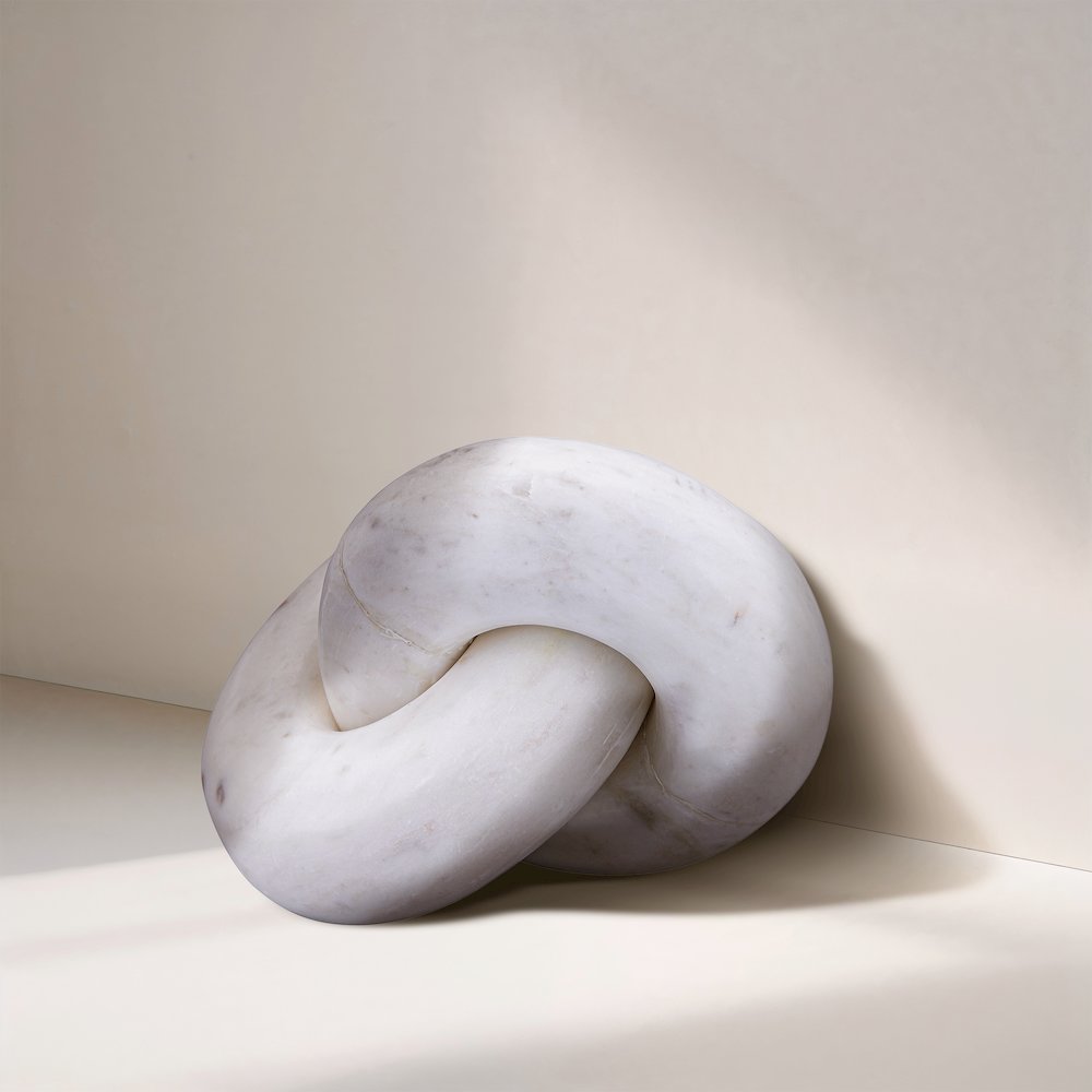 Knot White Marble Decorative Knot