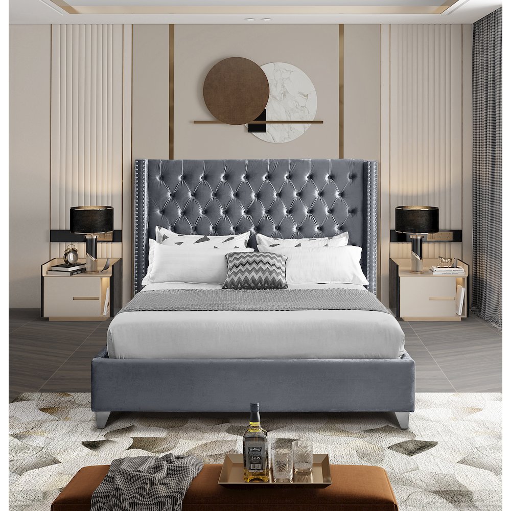 Aiden Grey Velvet Full Bed