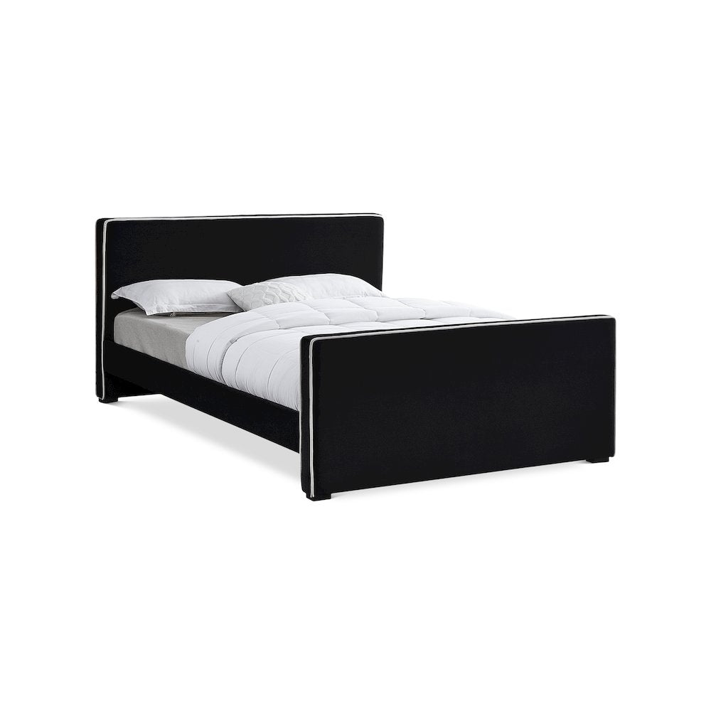 Dillard Black Velvet Full Bed