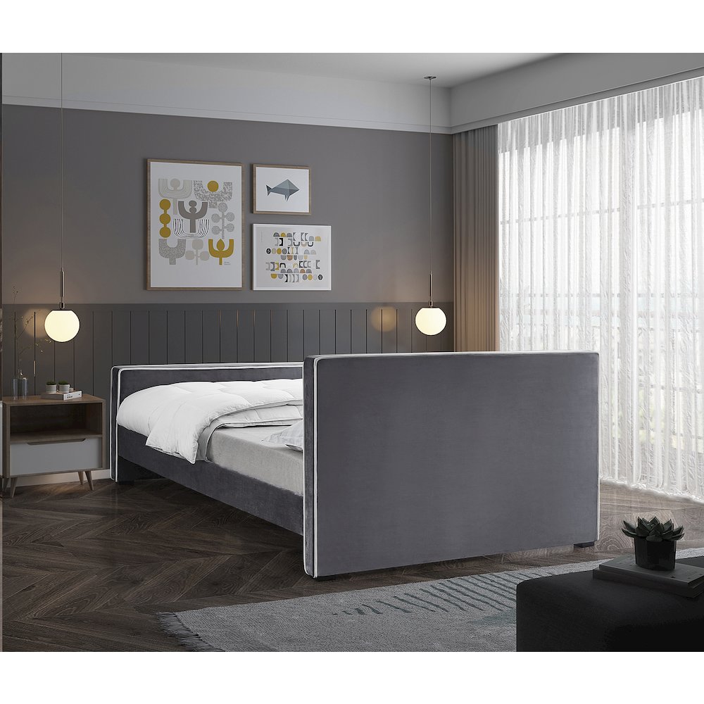 Dillard Grey Velvet Full Bed