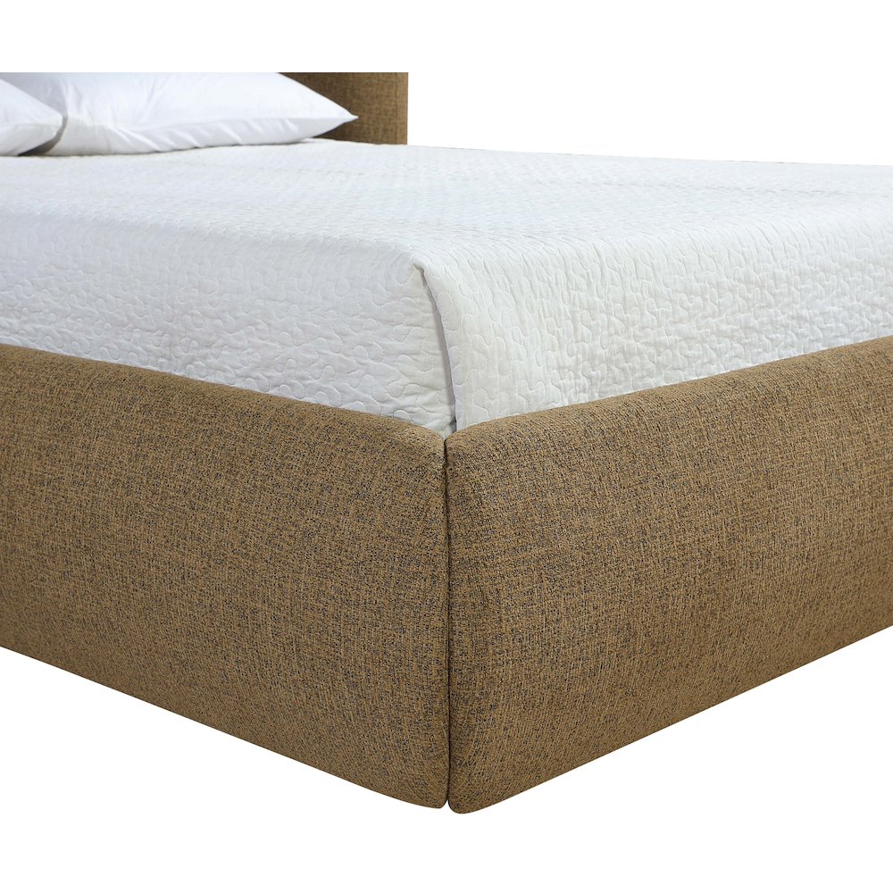 Elowen Brown Chenille Fabric Upholstered Full Bed