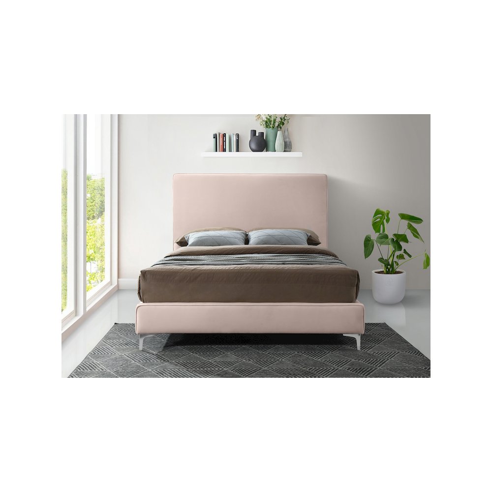 Geri Pink Velvet Queen Bed
