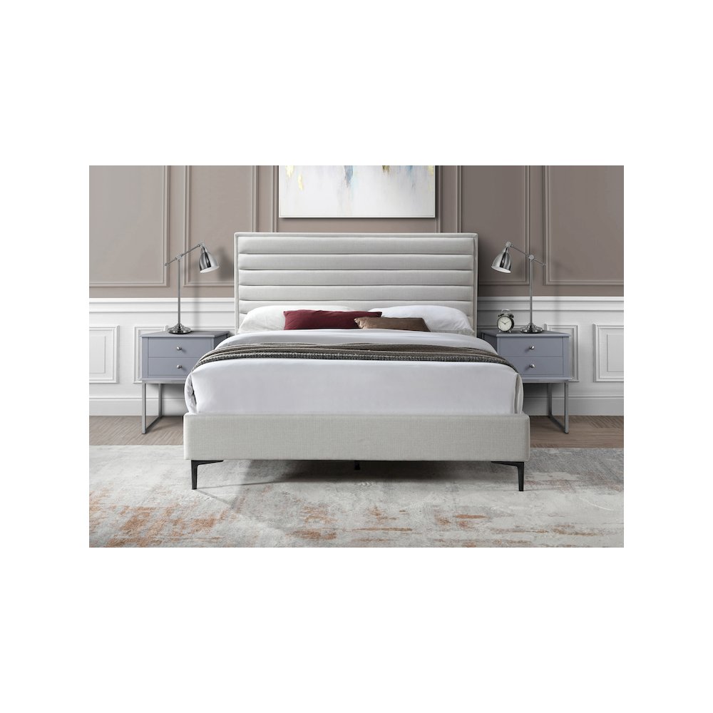 Hunter Cream Linen Textured Queen Bed