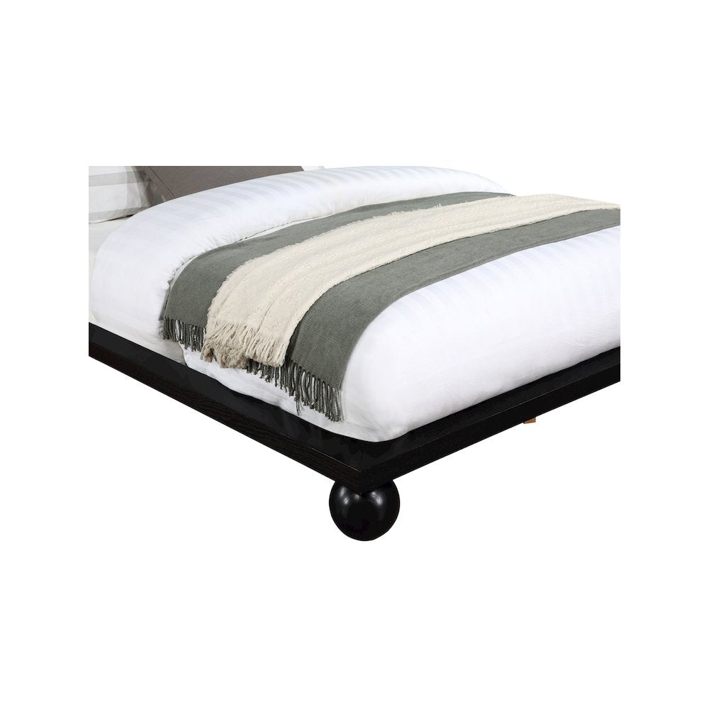 Kent Black King Bed
