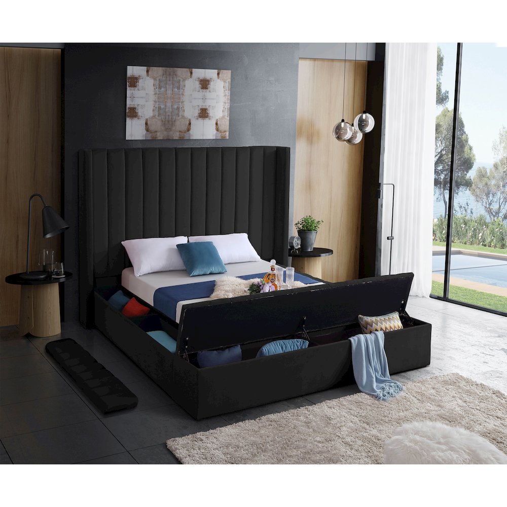 Kiki Black Velvet Full Bed