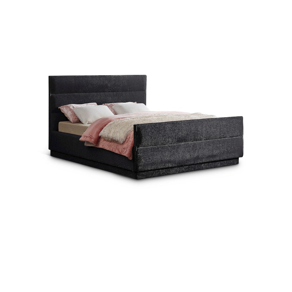 Paxton Black Chenille Fabric Full Bed
