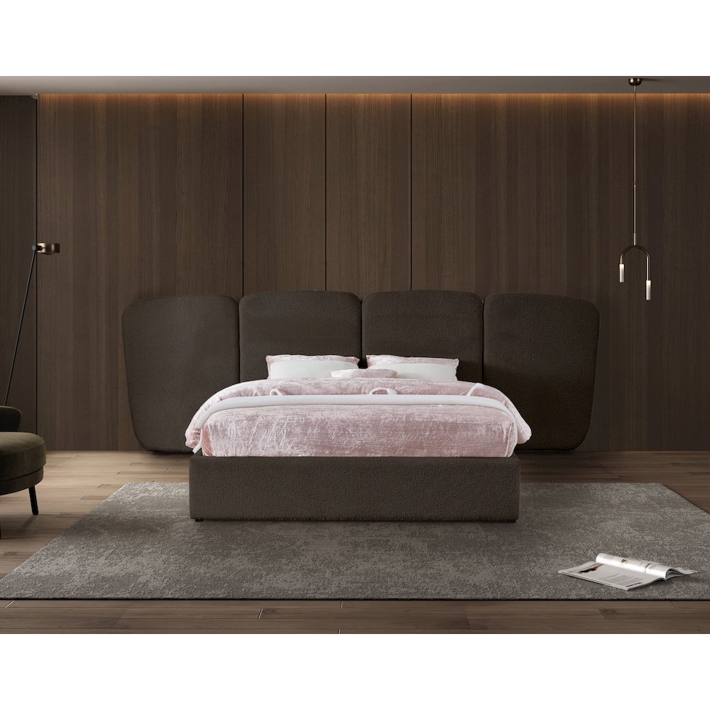 Shiloh Brown Boucle Fabric Queen Bed