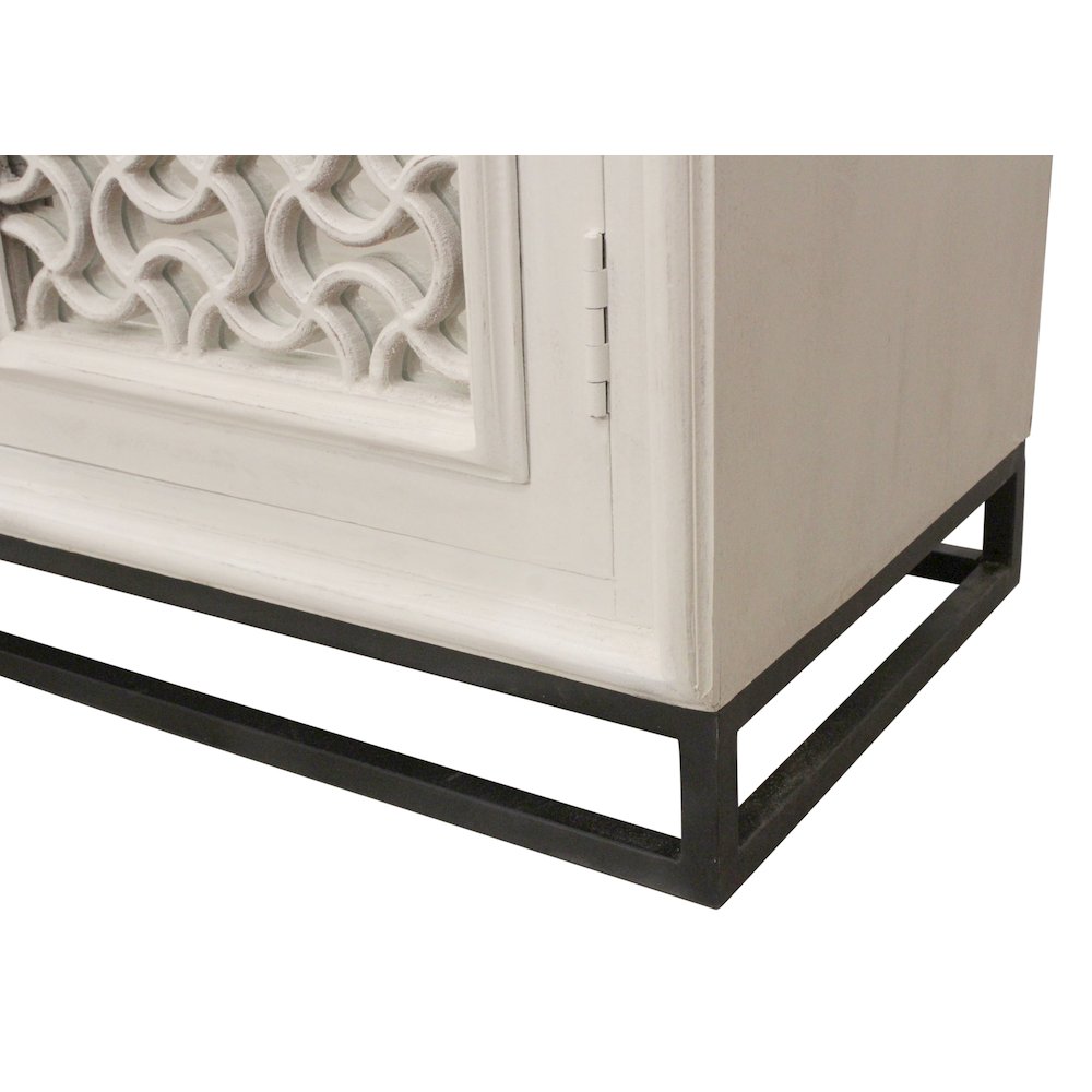 Juno 4-Door Sideboard in Distressed White