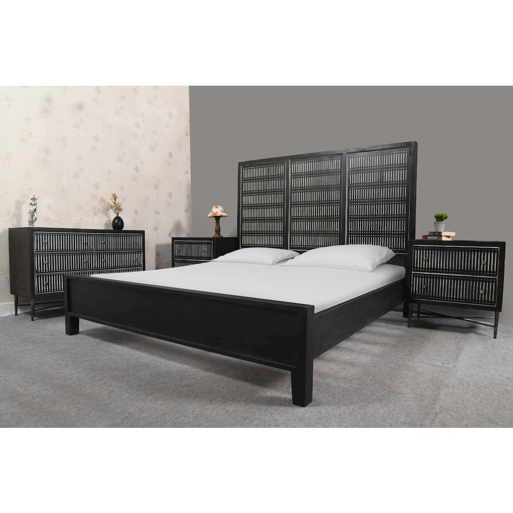 Sarah Eastern King Bed in Antique Brown