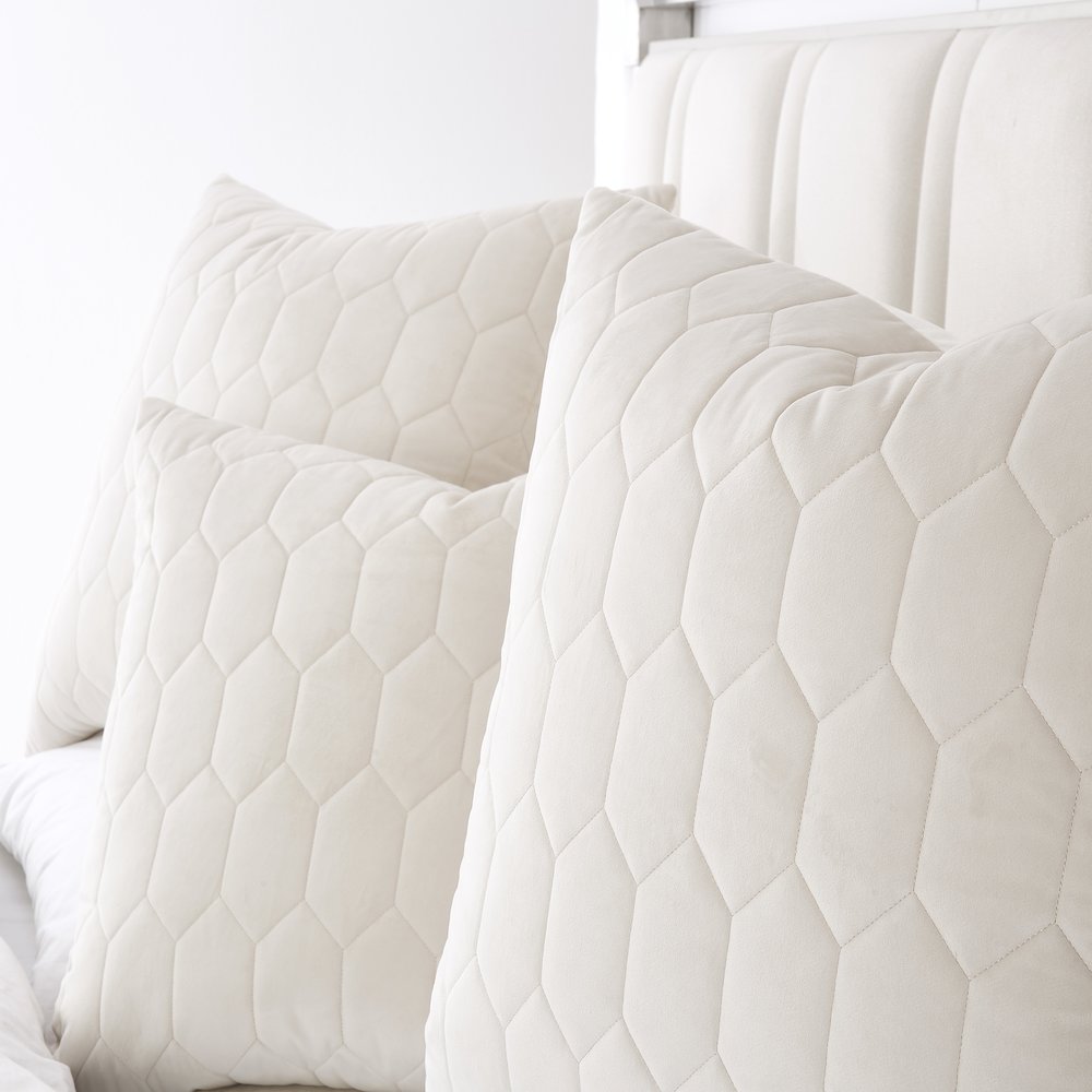 Niagara 4-Piece King Quilt Set - Sand