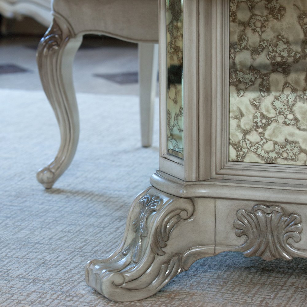 Platine de Royale Rectangular Dining Table - Champagne