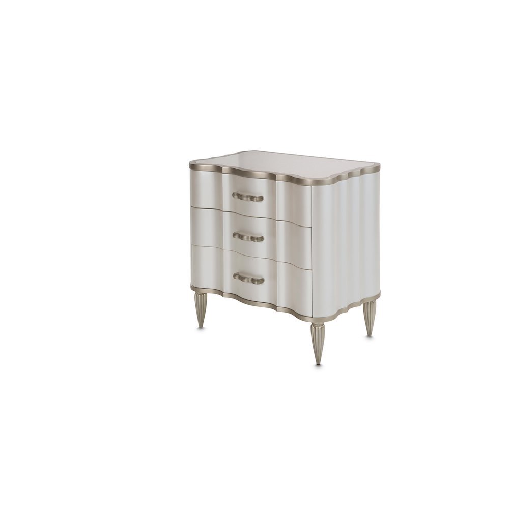 London Place Nightstand - Creamy Pearl