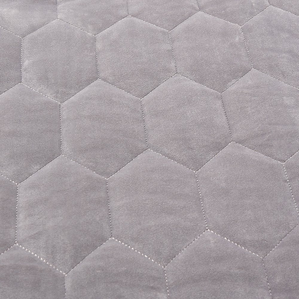 Affluent 4-Piece King Quilt Set - Dove