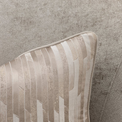 La Rachelle Swivel Accent Chair - Lustre/Champagne