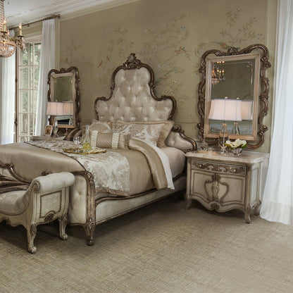 Platine de Royale Wall Mirror - Champagne