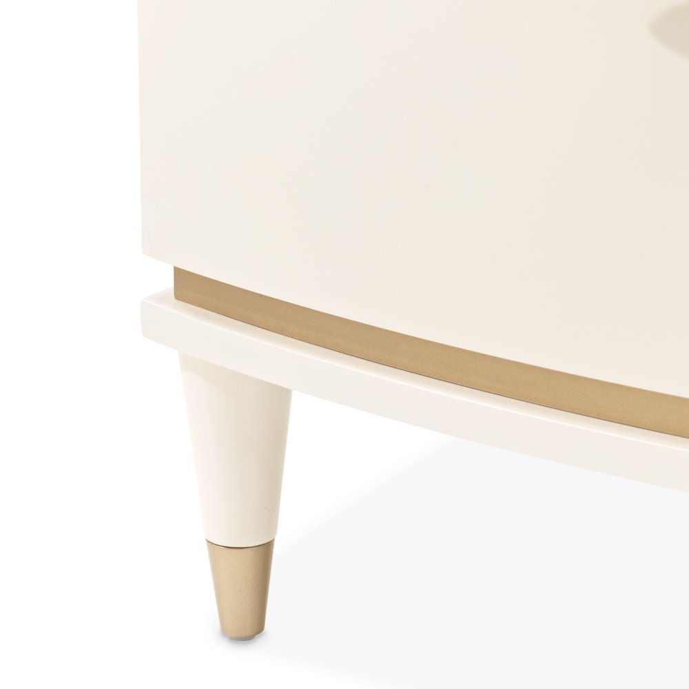 La Terrazza Nightstand - Creamy Pearl