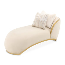 Scotts Square Chaise - Cornsilk/Light Champagne