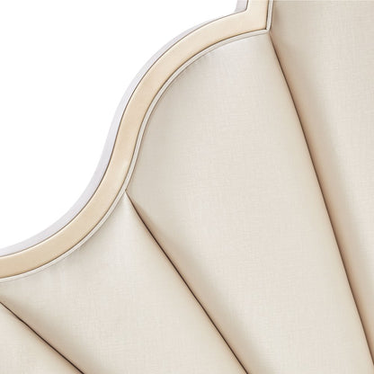 Malibu Crest Cal. King Scalloped Poster Bed - Chardonnay